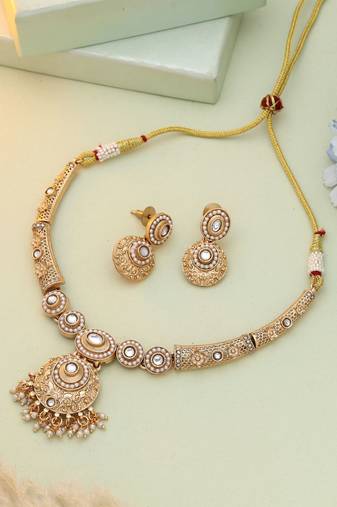 Gold color matte gold necklace set