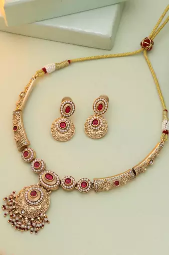 Rani color matte gold necklace set