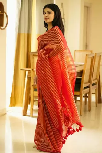 golden whisper red mul cotton saree with zari stripes
