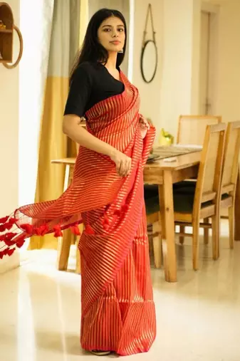 golden whisper red mul cotton saree with zari stripes