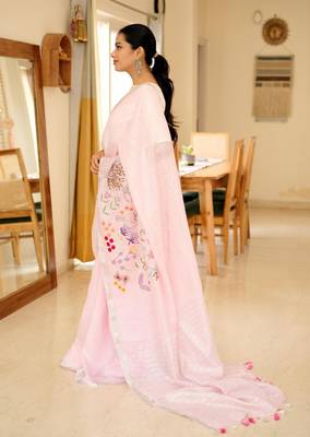 linen saree with elegant floral hand embroidery 3