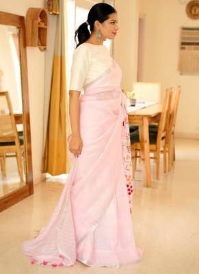 linen saree with elegant floral hand embroidery 5