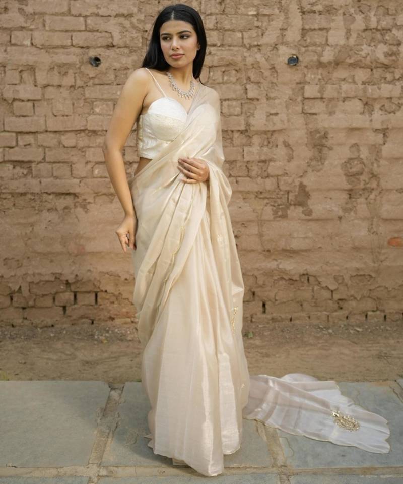 ivory & gold dual-tone saree for timeless elegance