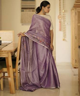 lavender whisper handwoven linen saree with floral embroidery 5