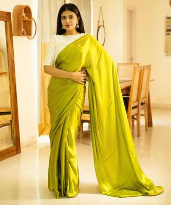 lime lustre pure silk blend saree with gold zari border 2