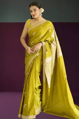 green banarasi silk saree with zari border