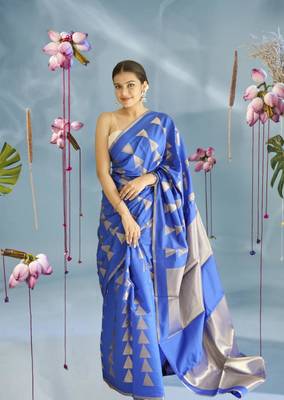 blue silk blend saree with zari work 3