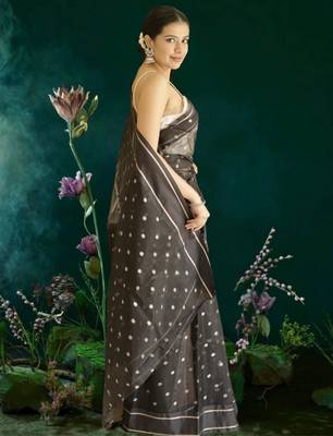 black-gold banarasi silk blend saree 5