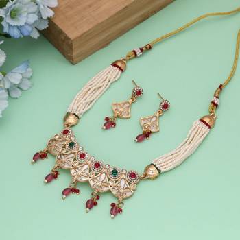Multi color matte gold necklace set 1