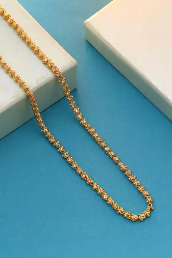 Gold color fashion chain necklace