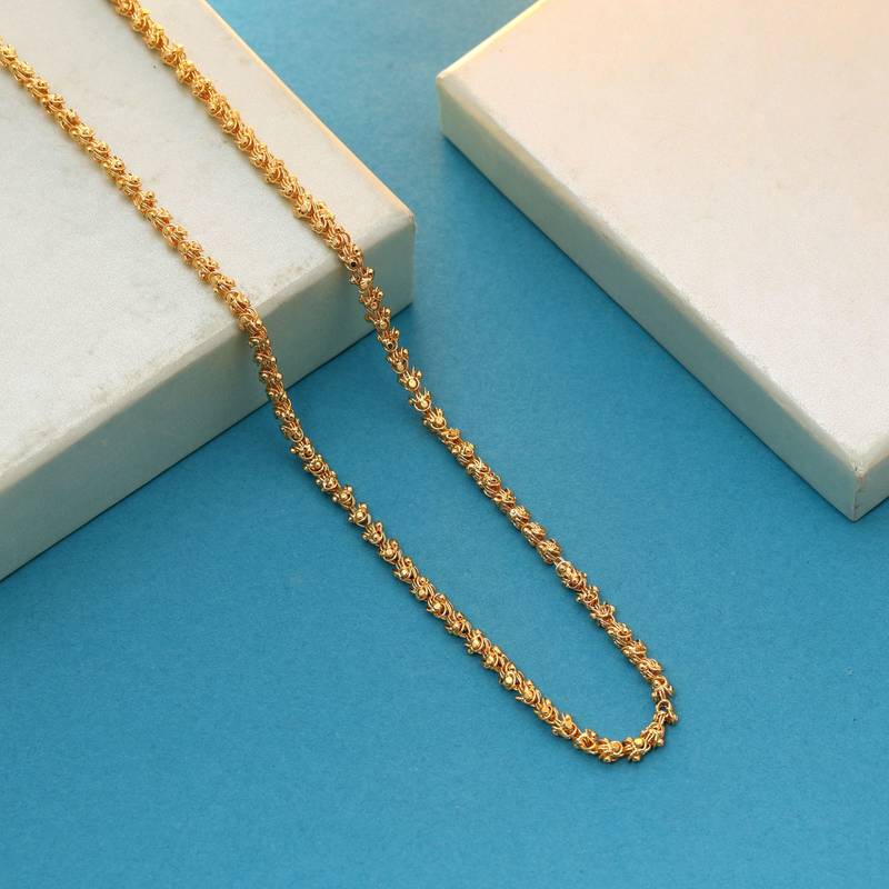 Gold color fashion chain necklace
