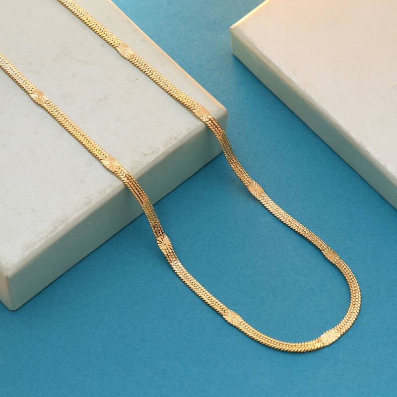 Gold color fashion chain necklace