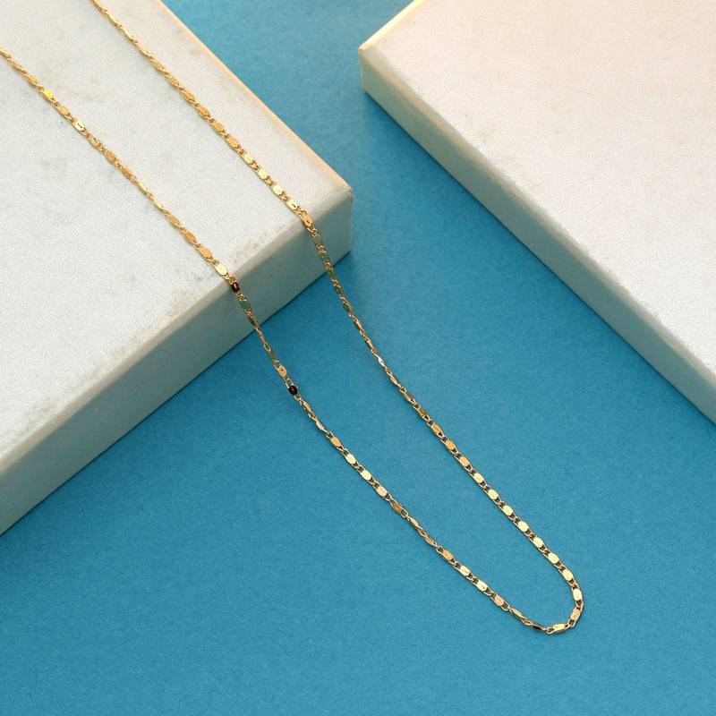 Gold color fashion chain necklace