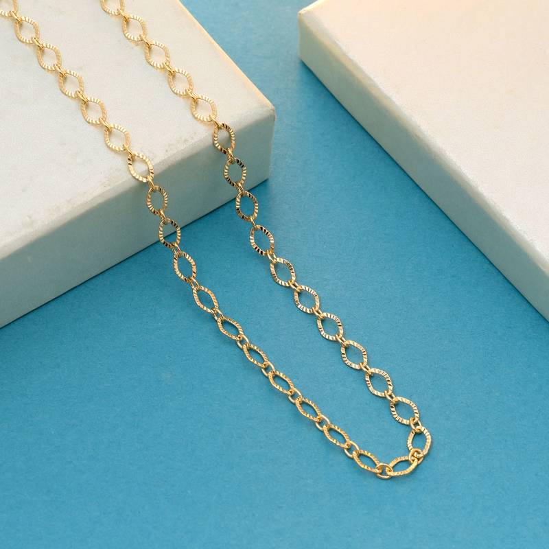 Gold color fashion chain necklace