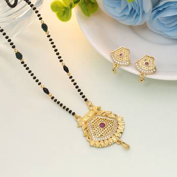 Gold color mangalsutra with earrings 1
