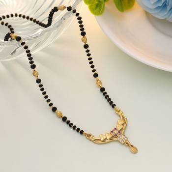Gold color mangalsutra 1