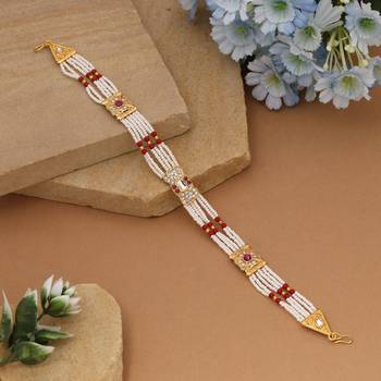 Maroon & white color kundan matha patti 2
