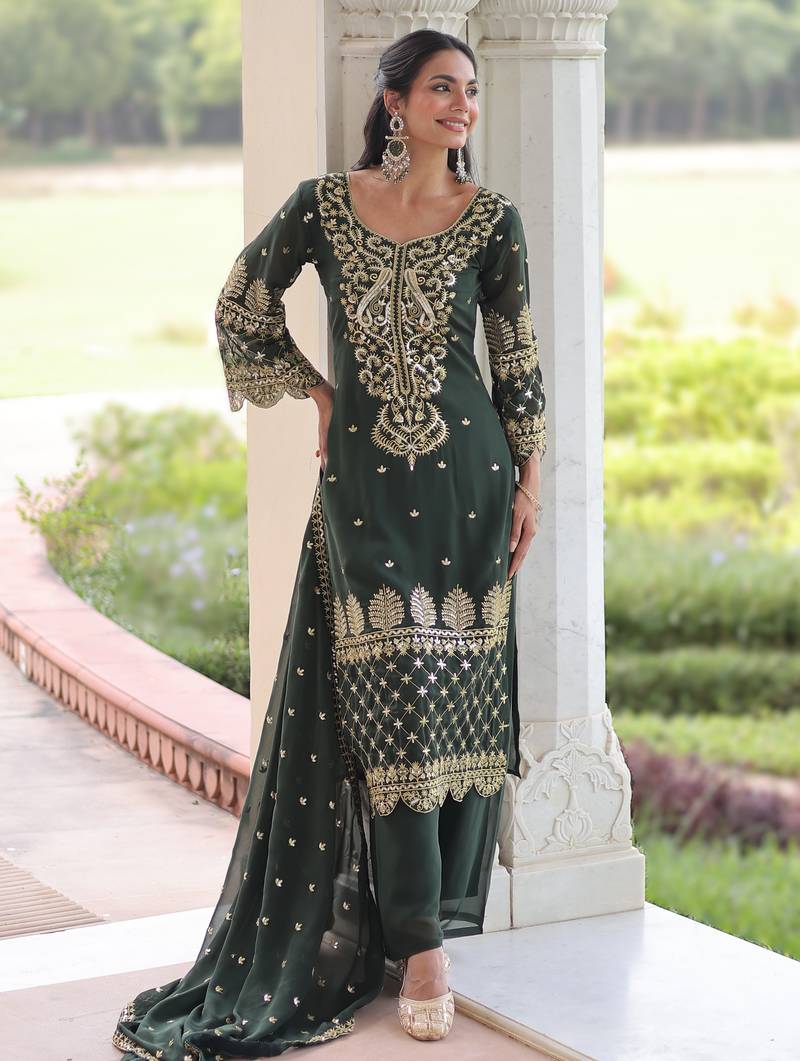 Green faux blooming embroidered kurti pant with dupatta