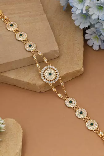 Green & white color matha patti