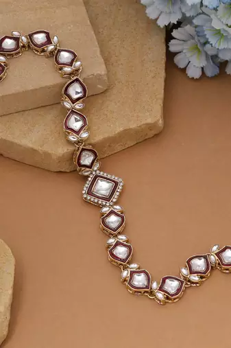 Maroon color kundan matha patti