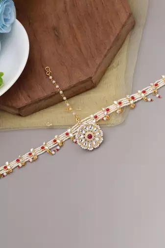 Red & white color kundan matha patti