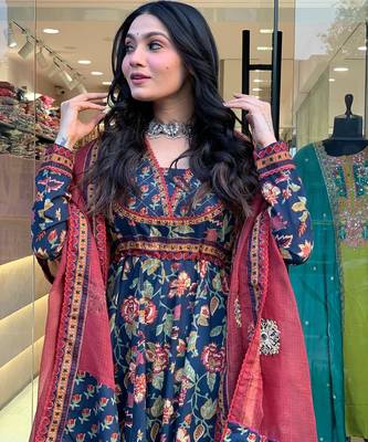 blue cotton printed flared kurta palazzo and dupatta set 2