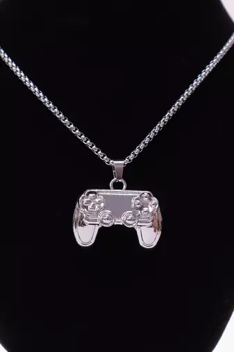 Men’s gaming controller pendant necklace | gamer chain for boys & men | video game jewelry | silver finish necklace