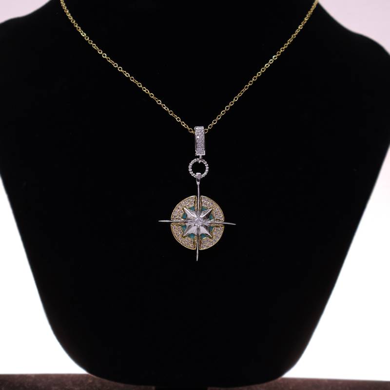 Women’s compass star pendant necklace | elegant gold & silver finish fashion necklace