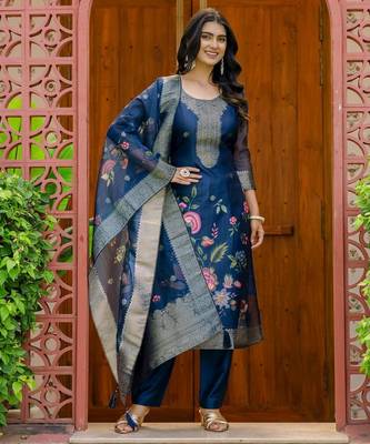 blue printed jacquard organza straight kurta pant and dupatta set 4