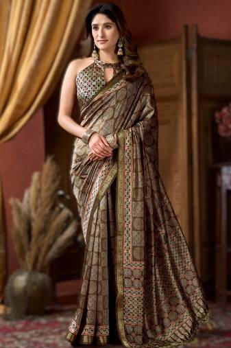 mehendi cluster digital saree with jacquard border & jhallar