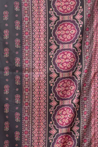 Purple cluster digital saree with jacquard border & jhallar