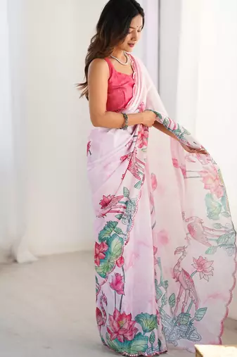 Women's pink chinon digital printed designer saree with blouse