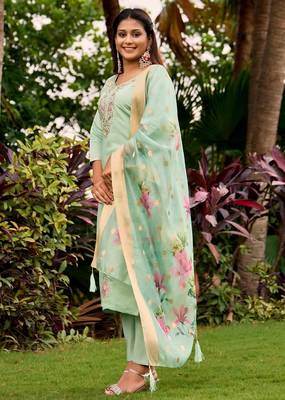 green embroidered roman straight kurta pant and dupatta set 3