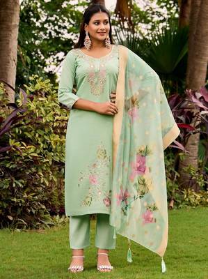 green embroidered roman straight kurta pant and dupatta set 5