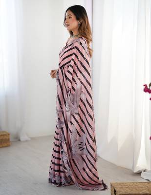 Women's baby pink chinon digital printed designer saree with blouse 3