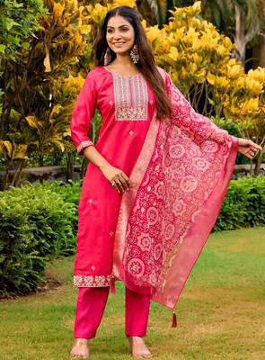 red embroidered roman straight kurta pant and dupatta set 1