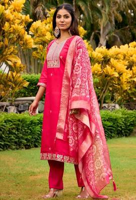 red embroidered roman straight kurta pant and dupatta set 3