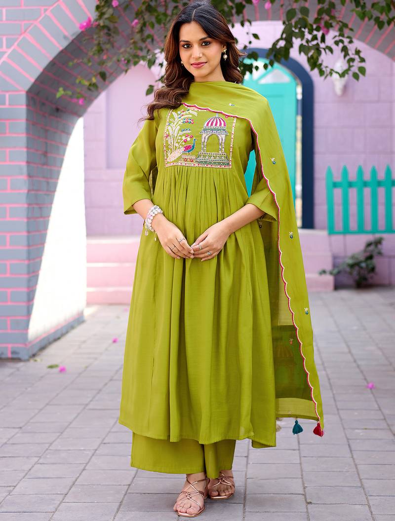 Women Ethnic Motifs Embroidered  Thread Work Chanderi  Kurta with Palazzos &  Dupatta