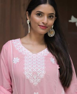 pink thread cotton satin flared kurta pant and dupatta set 2