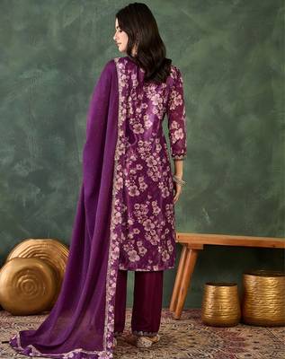 purple embroidered chinon silk straight kurta pant and dupatta set 4