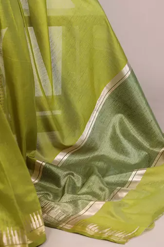 Festive elegance in cotton silk zari weave