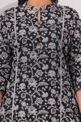 Black pure cotton printed kurta 4
