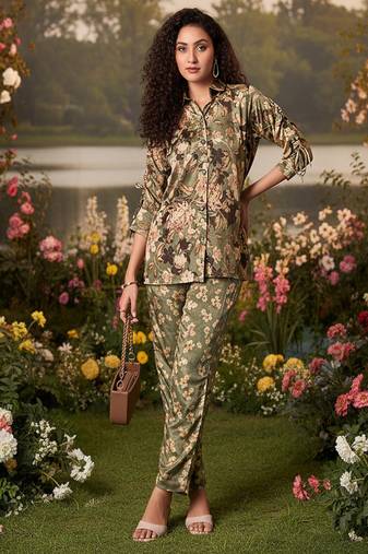 Multicolor  cord sets with scarf