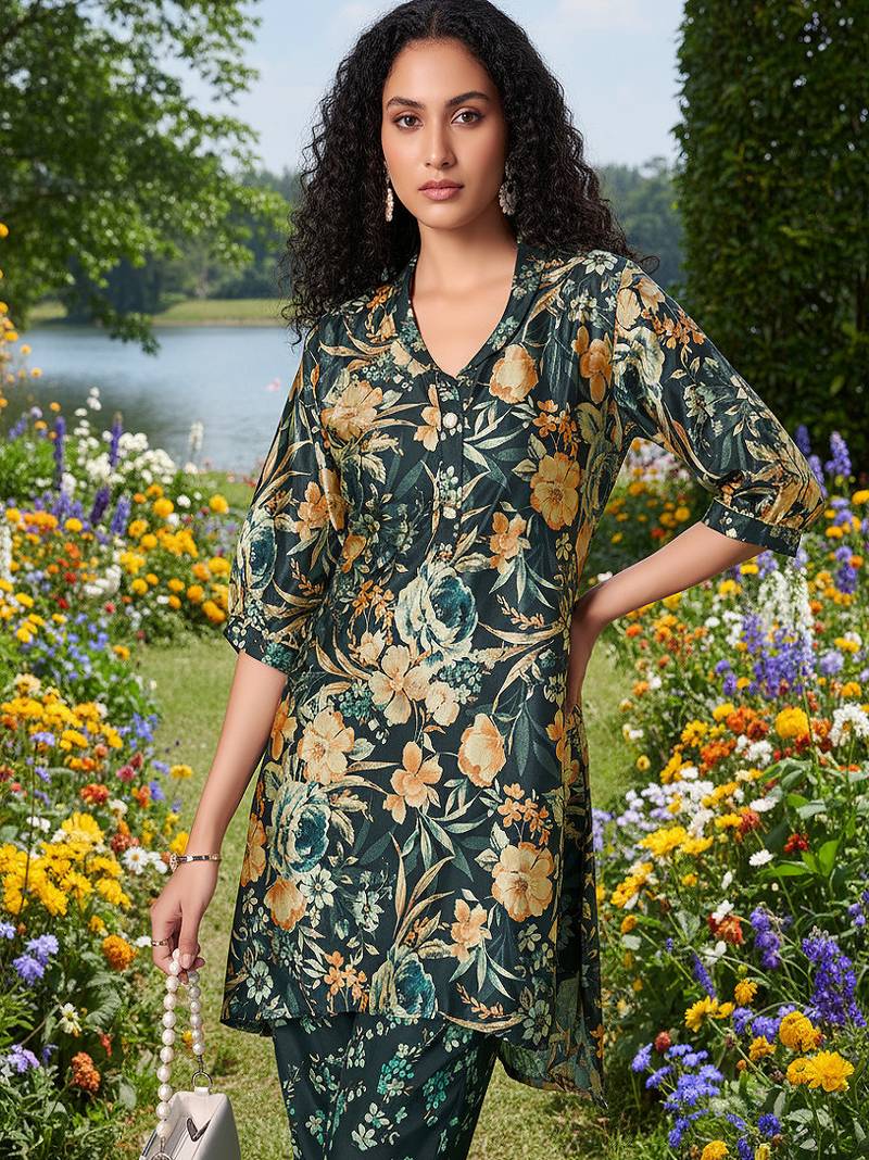 Multicolor  cord sets with scarf