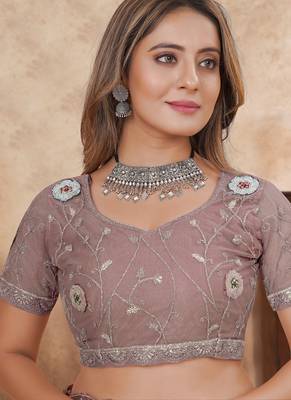 dusty pink net saree with resham embroidery 2