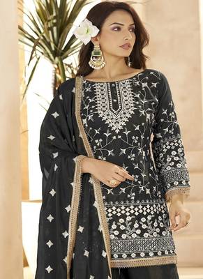 Black georgette embroidered sequin festive wear pakistani palazzo suit  2