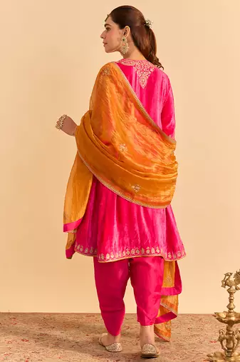 Pink embroidered velvet kurta set with dupatta