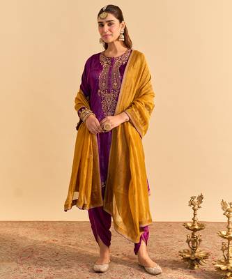 Purple embroidered velvet kurta set with dupatta 1