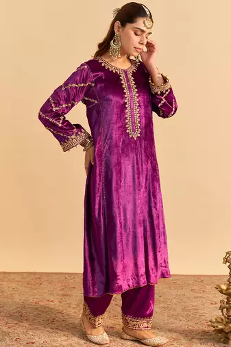Purple embroidered velvet kurta set