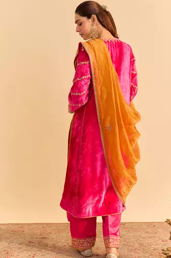 Pink embroidered velvet kurta set with dupatta